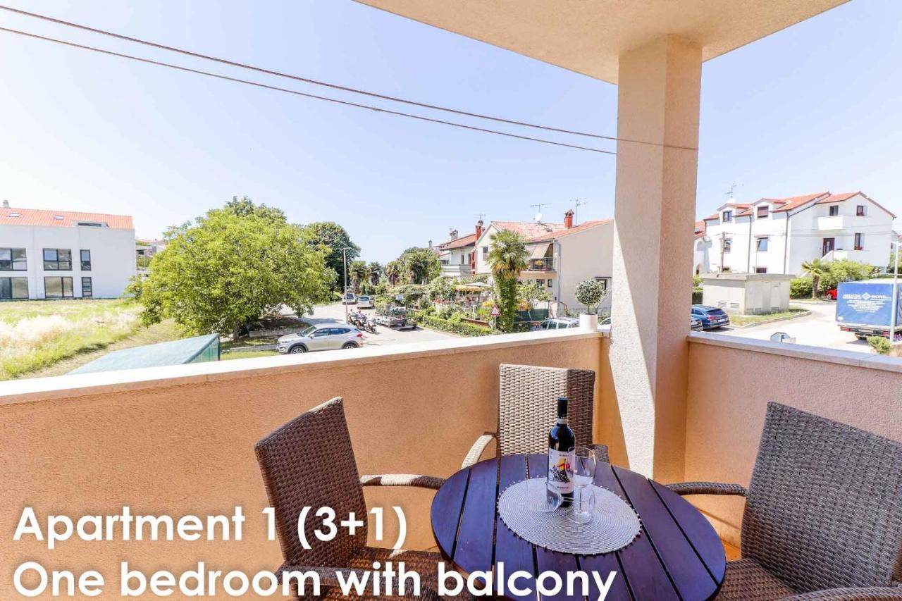 Sunshine Apartments Funtana With Balcony And Sea View Luaran gambar